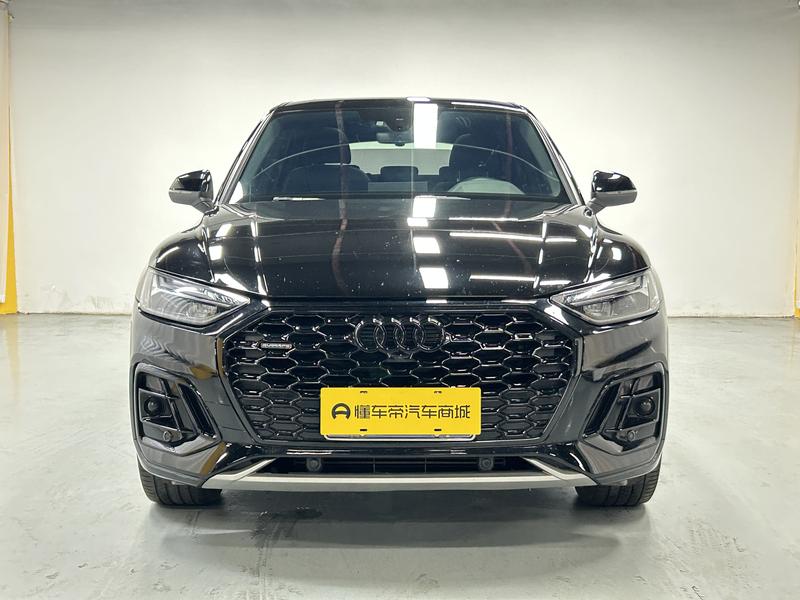 Audi Q5L Sportback, 2023 — фото 2 из 12