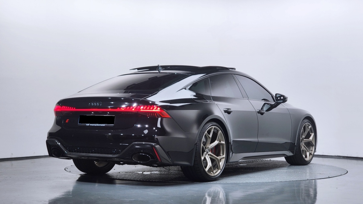 Audi RS 7, 2025 — фото 2 из 12