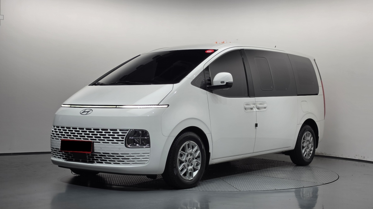 Hyundai Staria, 2024 — купить в Самаре под ключ