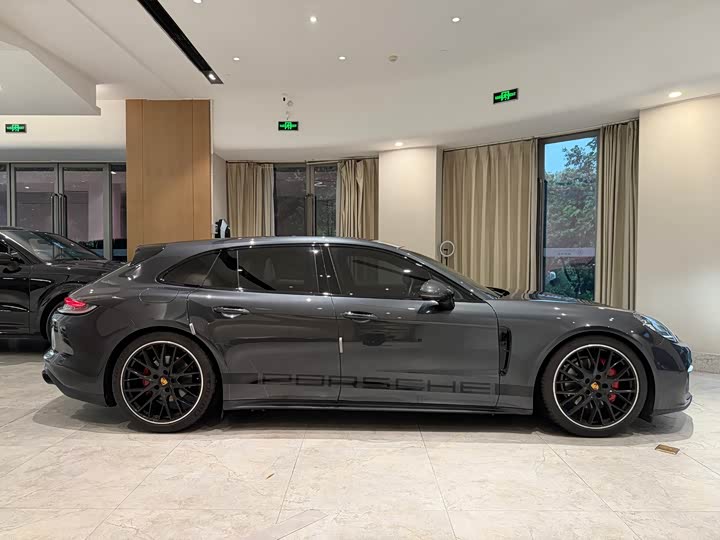 Porsche Panamera, 2022 — фото 4 из 9
