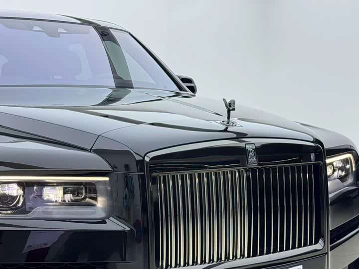 Rolls-Royce Cullinan, 2023 — фото 3 из 9