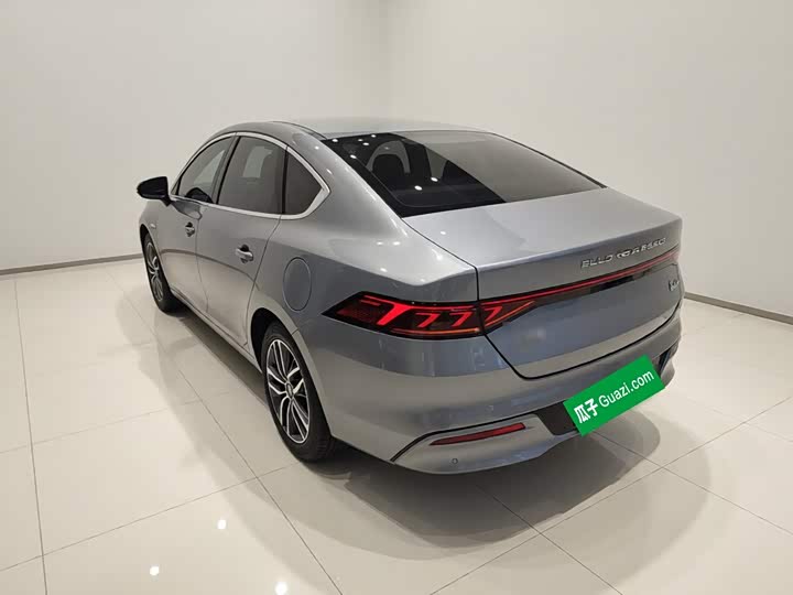 BYD Qin Plus, 2023 — фото 5 из 9