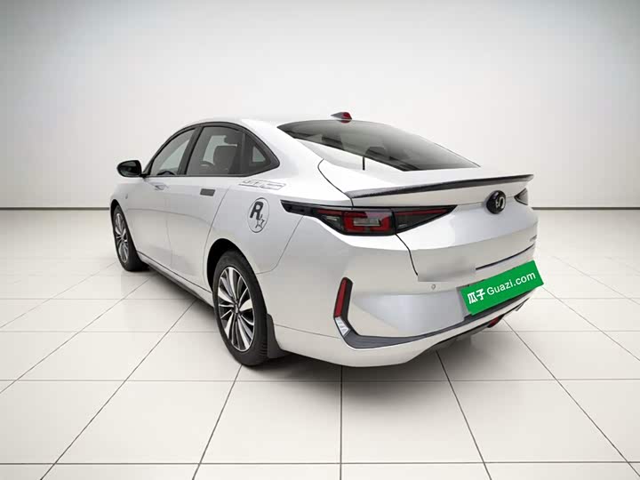 Changan Qiyuan (Nevo) A05, 2023 — фото 4 из 9