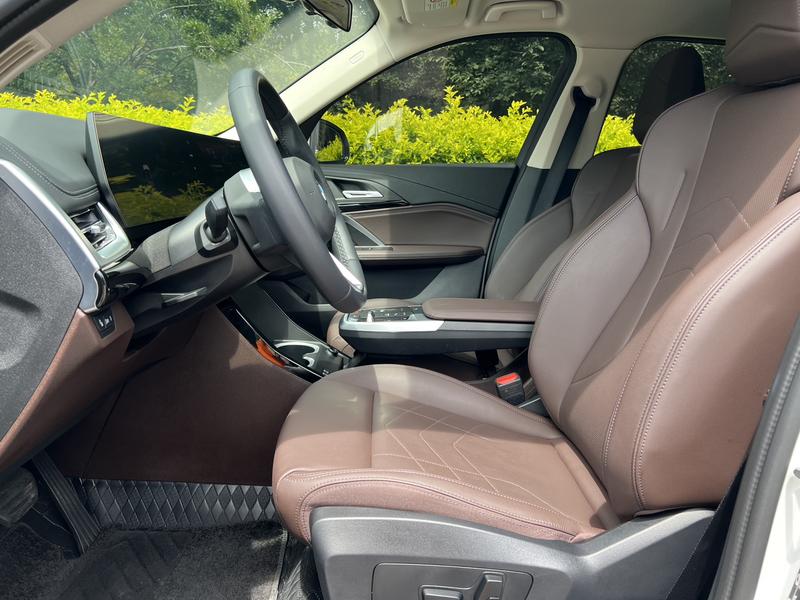 BMW X1, 2025 — фото 12 из 12