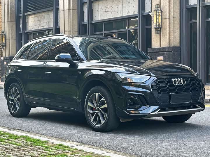 Audi Q5L, 2024 — фото 5 из 9