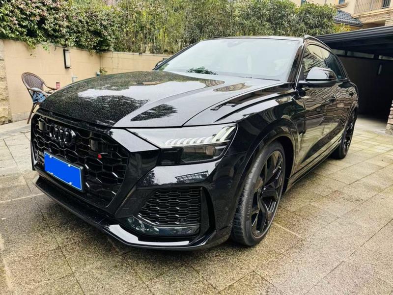 Audi RS Q8, 2025 — купить в Москве под ключ