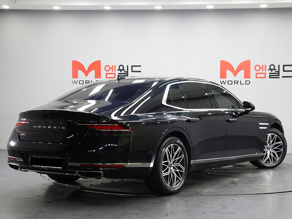 Genesis G90, 2022 — фото 3 из 12