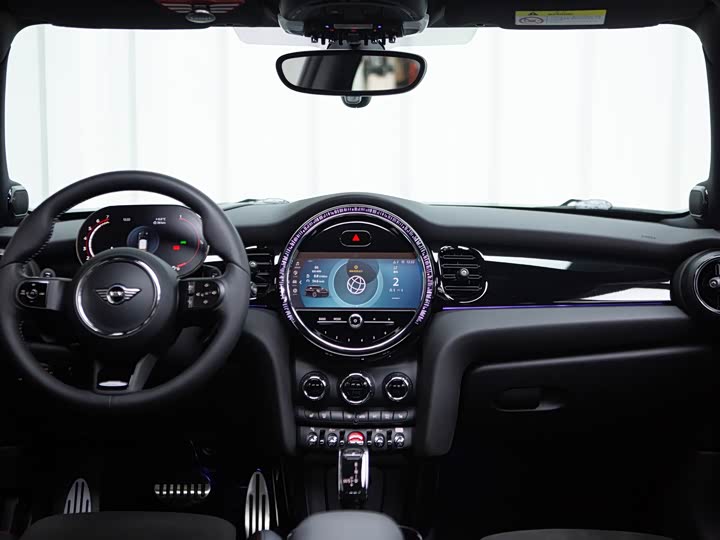 Mini Mini JCW, 2022 — фото 7 из 9