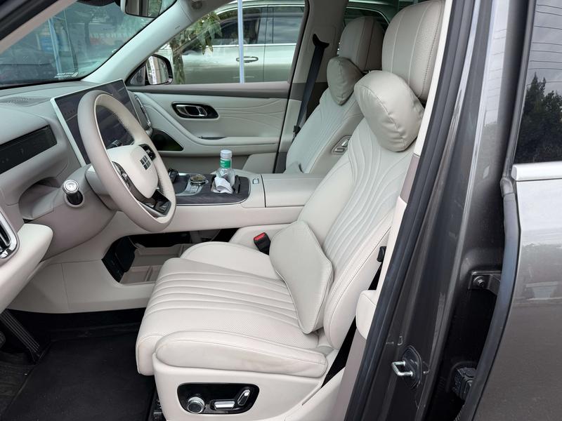 Geely Galaxy M9, 2025 — фото 8 из 11