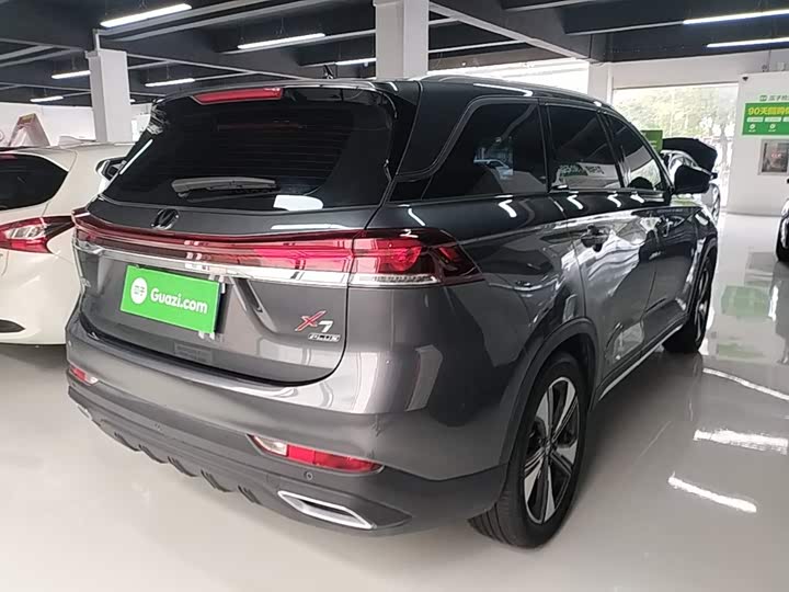 Changan X7 Plus, 2023 — фото 7 из 9