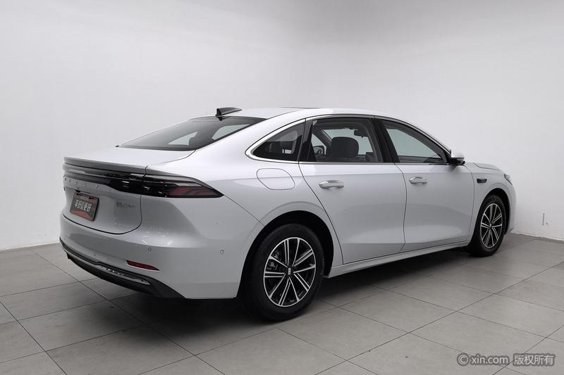 Geely Galaxy A7, 2025 — фото 4 из 12