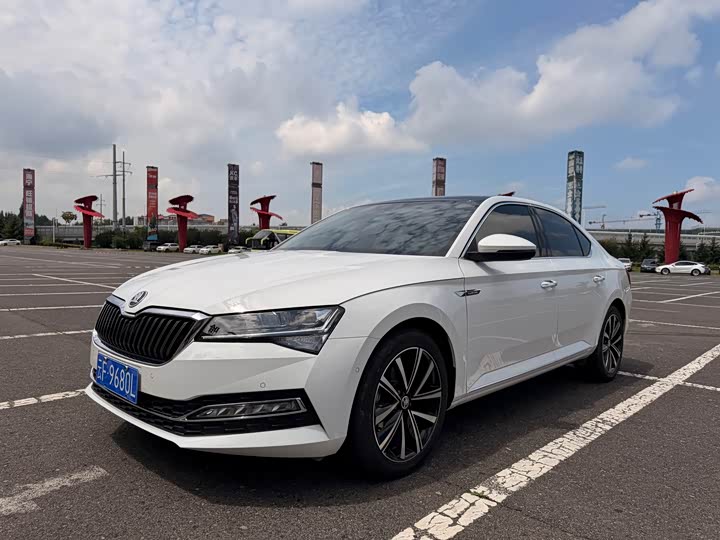 Skoda Superb, 2023 — купить в Чебоксарах под ключ