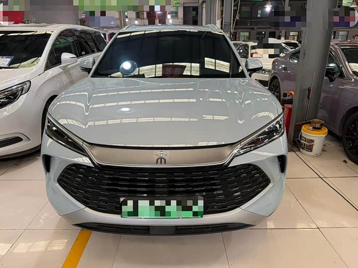 BYD Song L DM-i Hybrid, 2025 — фото 2 из 9