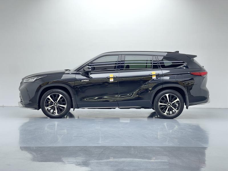 Toyota Crown Kluger, 2022 — фото 4 из 12