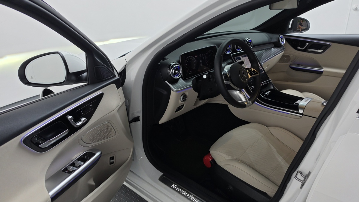 Mercedes-Benz C-Class, 2025 — фото 9 из 12