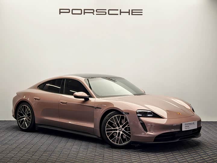 Porsche Taycan, 2022 — фото 5 из 9