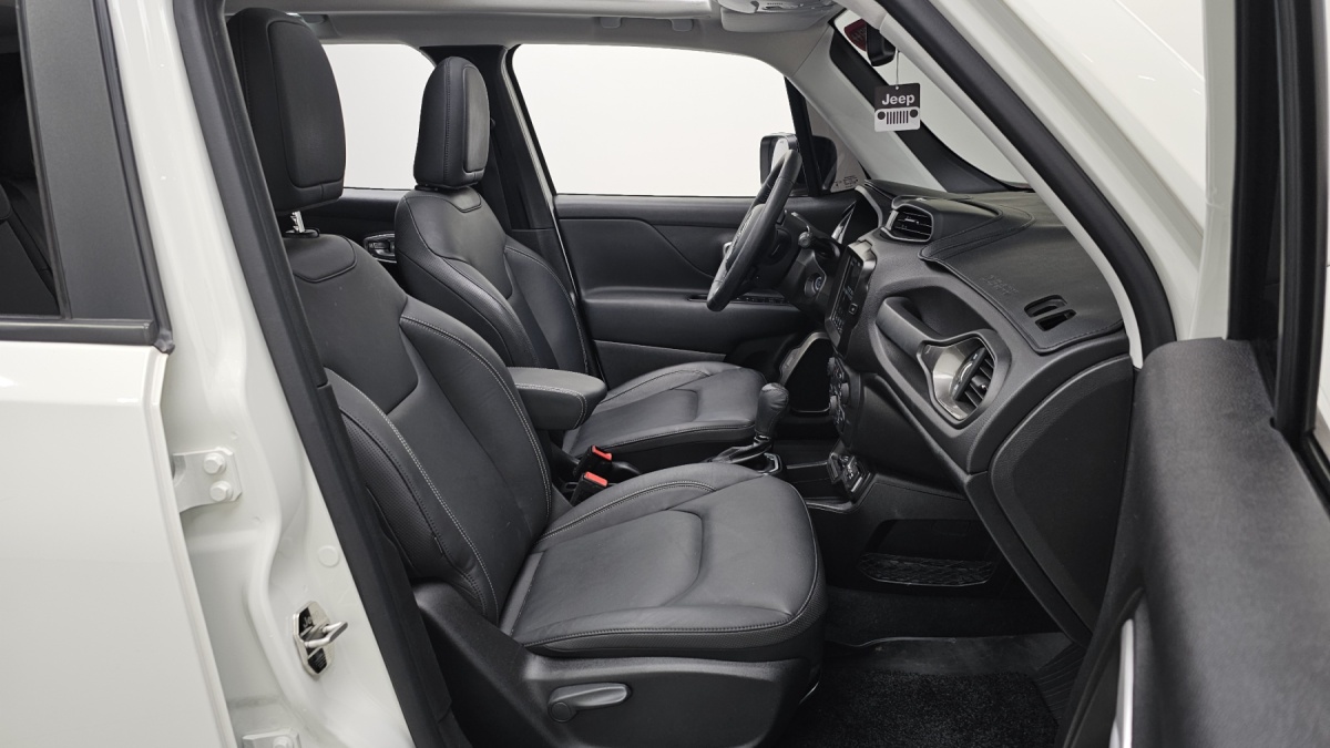 Jeep Renegade, 2023 — фото 11 из 12