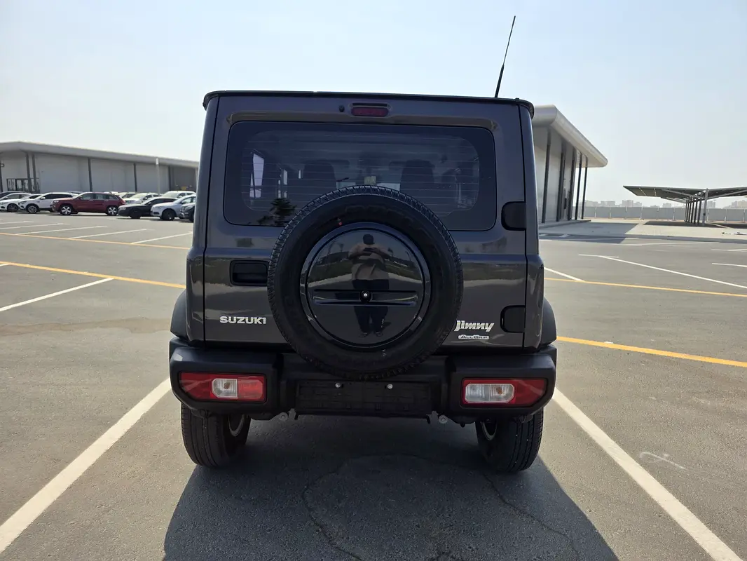 Suzuki Jimny, 2025 — фото 2 из 10