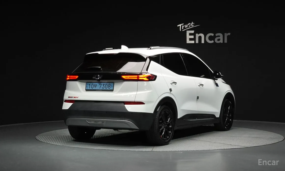 Chevrolet Bolt EUV, 2022 — фото 2 из 12