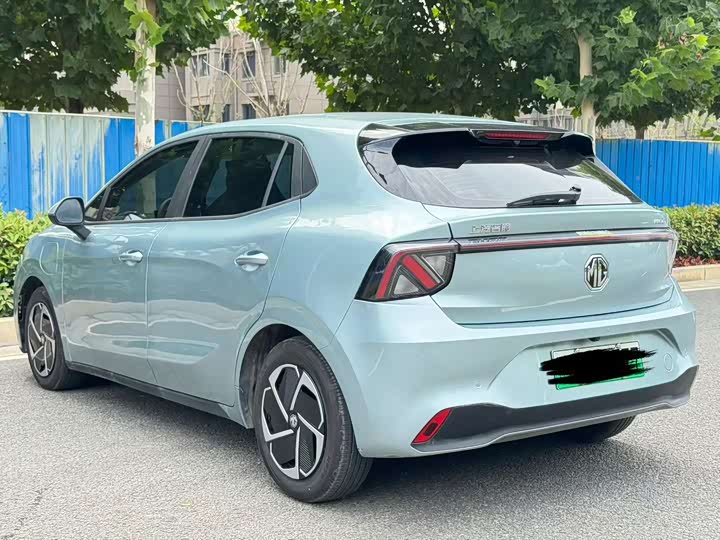 MG Motor 4 EV, 2025 — фото 7 из 9