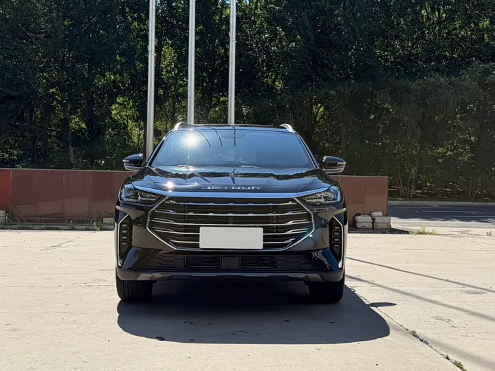Jetour X70 Plus, 2023 — фото 2 из 9