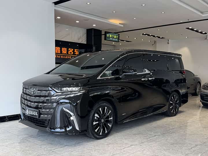 Toyota Alphard, 2024 — купить в Брянске под ключ