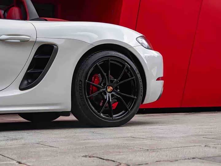 Porsche 718, 2023 — фото 8 из 9