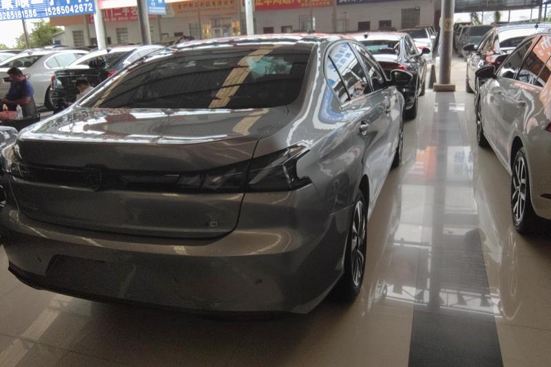 Peugeot 408, 2023 — фото 2 из 9