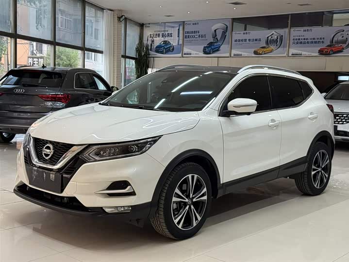 Nissan Qashqai, 2022 — купить в Иванове под ключ