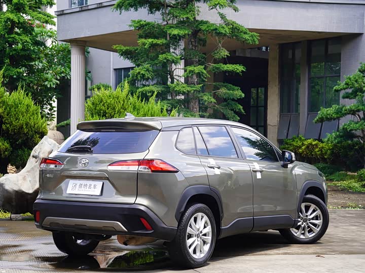 Toyota Corolla Cross, 2021 — фото 9 из 9