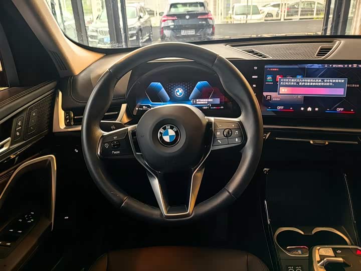 BMW X1, 2024 — фото 8 из 9