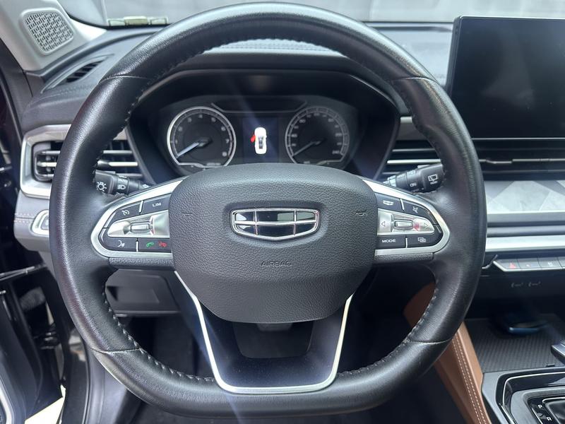 Geely Vision X6, 2021 — фото 11 из 12