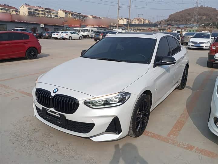 BMW 1 Series, 2023 — фото 2 из 9