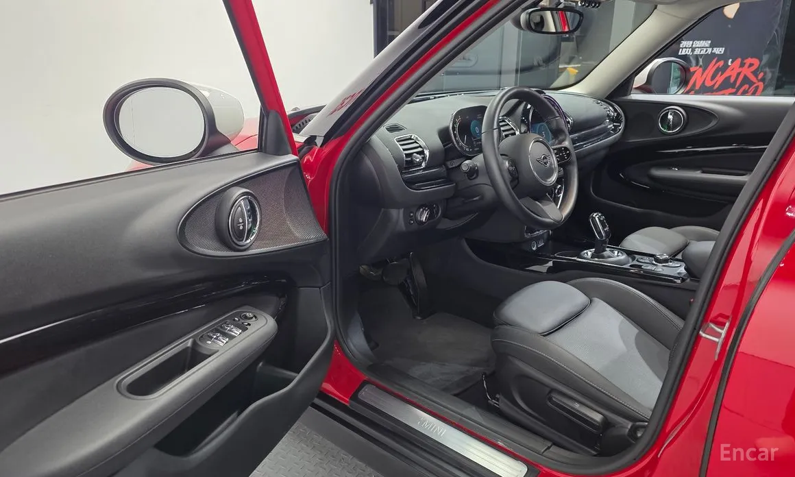 Mini Clubman, 2023 — фото 10 из 12