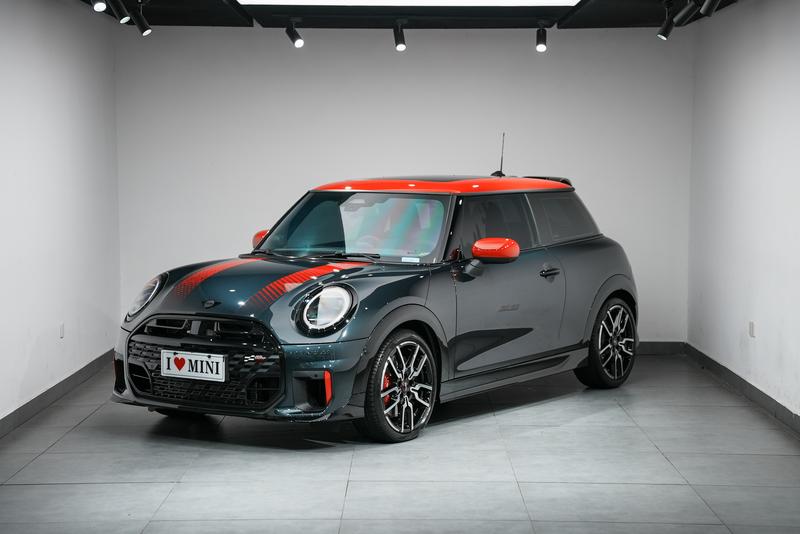 Mini Mini JCW, 2025 — купить в Самаре под ключ