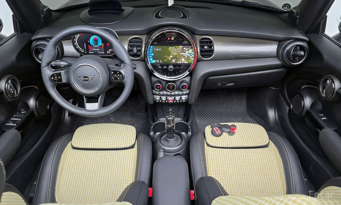 Mini Cooper Convertible, 2023 — фото 7 из 12