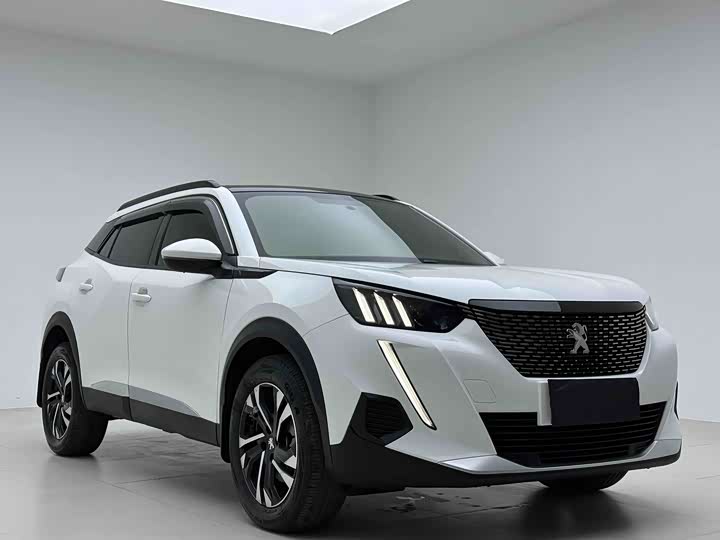 Peugeot 2008, 2022 — фото 3 из 9