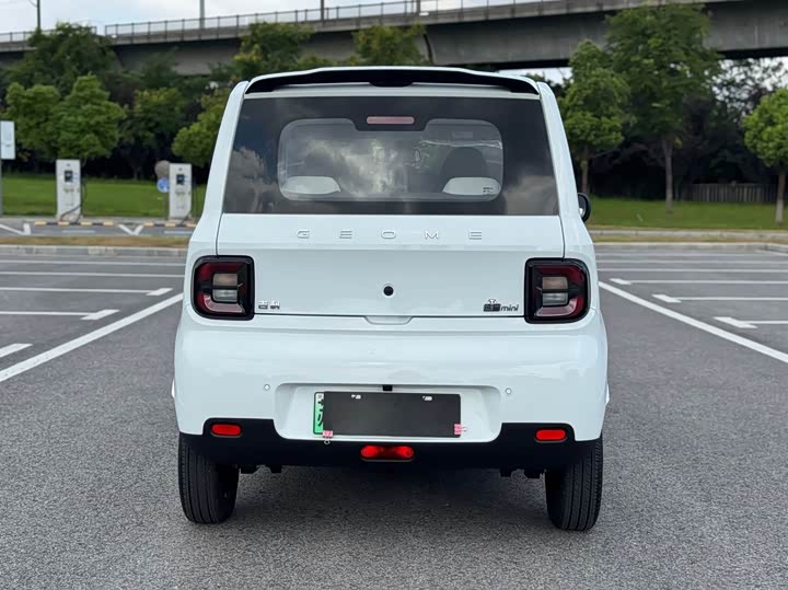 Geely Galaxy Panda Mini, 2025 — фото 5 из 9