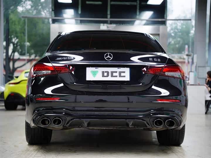 Mercedes-Benz E-Class AMG, 2023 — фото 8 из 9