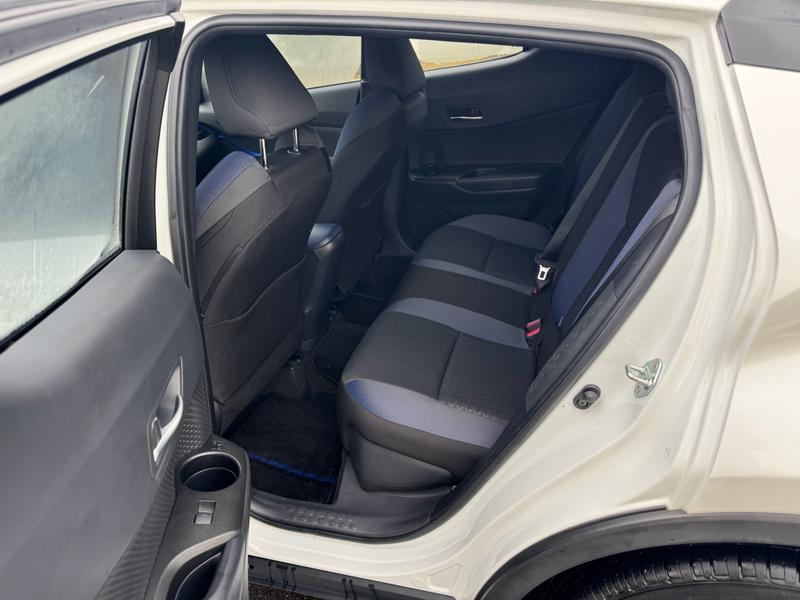 Toyota C-HR, 2023 — фото 9 из 10