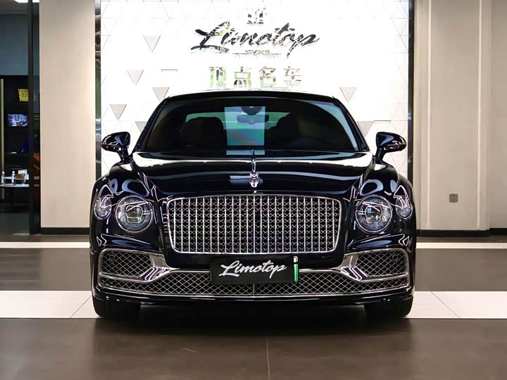 Bentley Flying Spur Hybrid, 2022 — фото 2 из 9