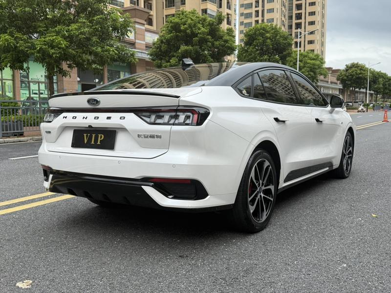 Ford Mondeo, 2022 — фото 6 из 12