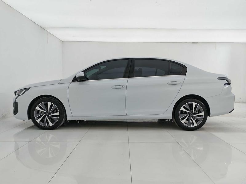 Peugeot 408, 2025 — фото 4 из 12
