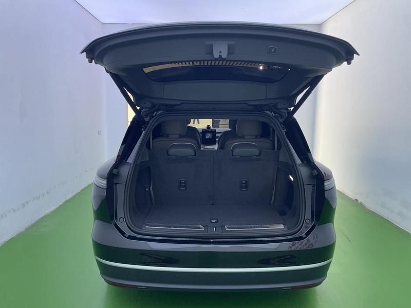 Nio ES8, 2023 — фото 11 из 12