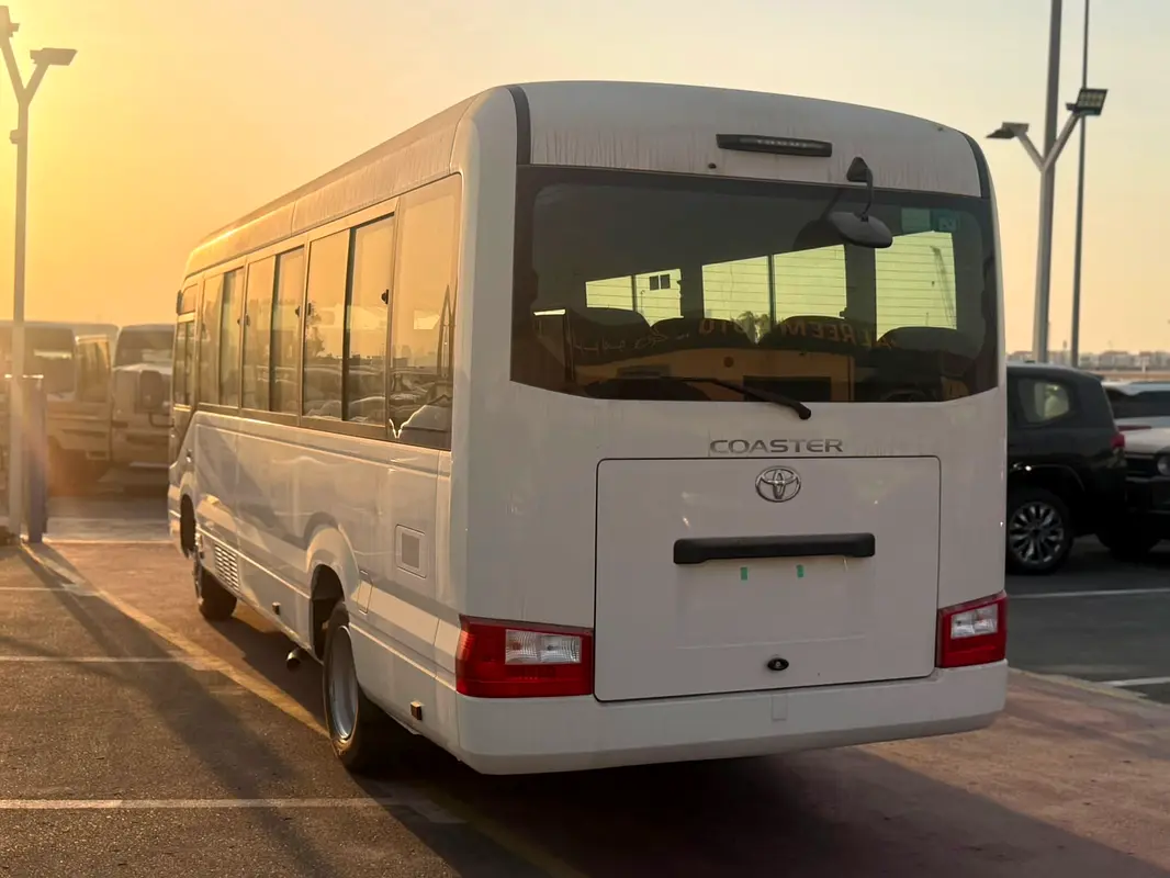 Toyota Coaster, 2026 — фото 5 из 9
