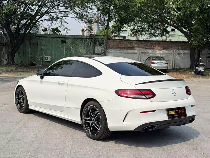 Mercedes-Benz C-Class, 2023 — фото 6 из 9