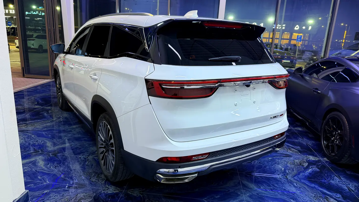 Jetour X90 Plus, 2024 — фото 6 из 10