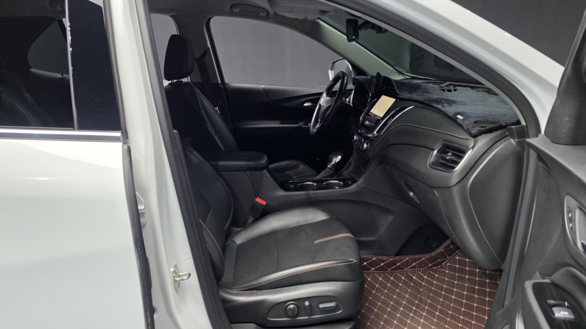 Chevrolet Equinox, 2022 — фото 10 из 12