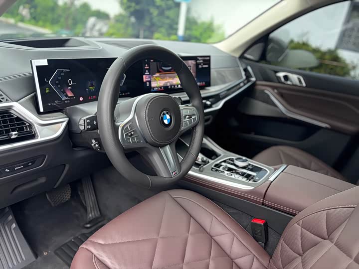 BMW X5, 2023 — фото 8 из 9