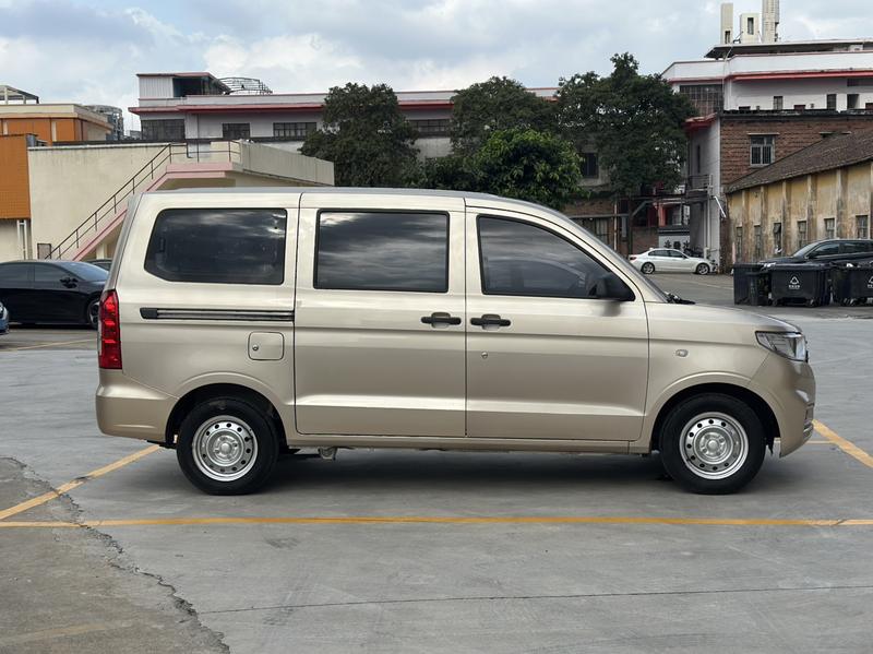 Wuling Hongguang V, 2024 — фото 8 из 12